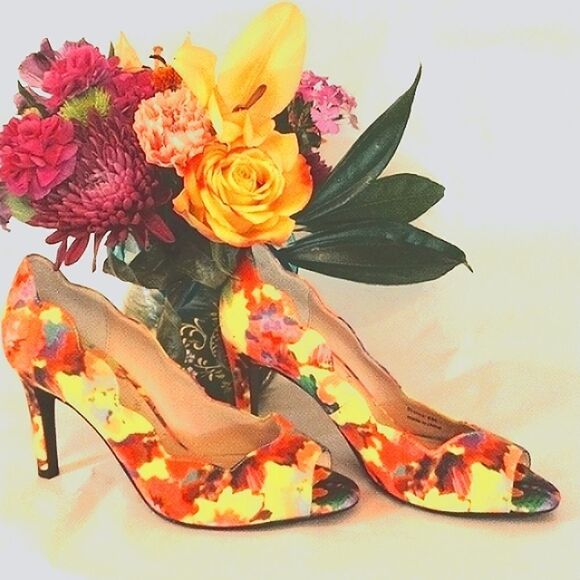 J. Renee Floral Heels - Picture 1 of 14